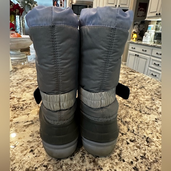 Sorel Snow Boots - Picture 4 of 7